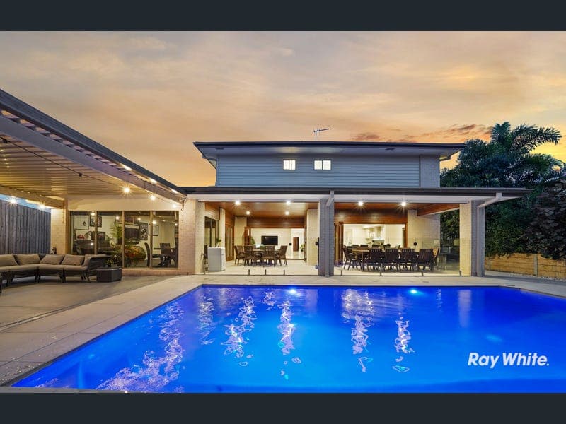 25 Lynette Way, Daisy Hill — photo 1 of 5