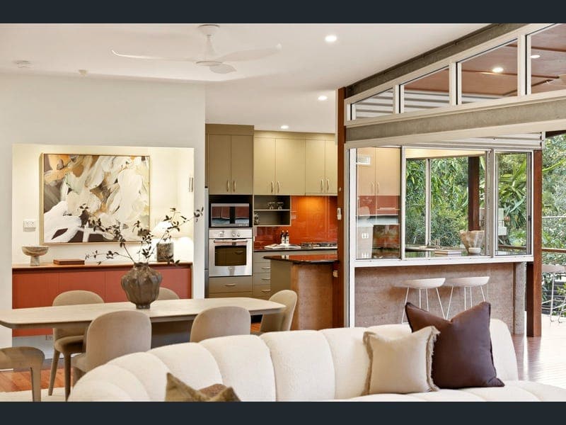 12 Karella Street, Fig Tree Pocket — photo 1 of 5