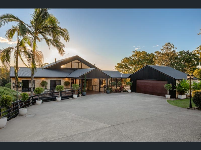 100 Rainforest Road, Chevallum — photo 1 of 5