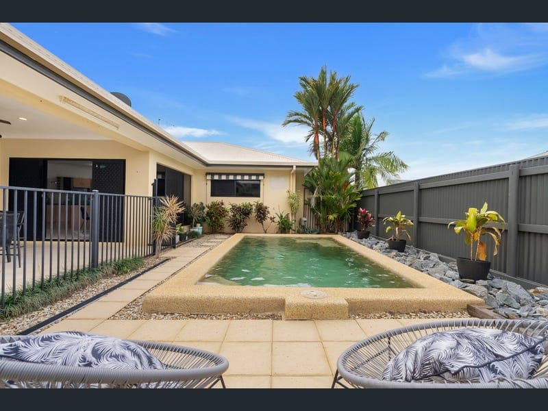 7 Kendall Street, Mount Sheridan — photo 1 of 5