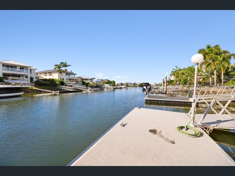 45 Coomera Court, Helensvale — photo 1 of 5