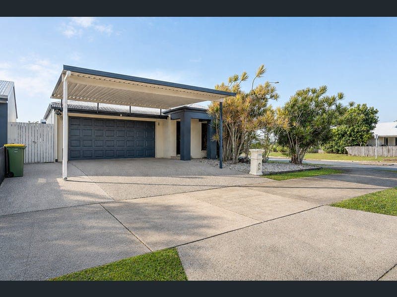 34 Montgomery Street, Rural View — photo 1 of 5