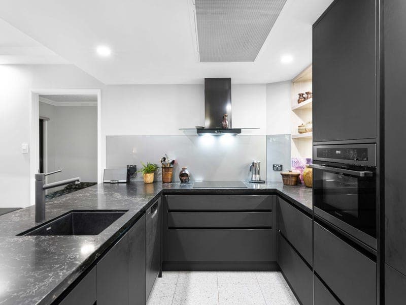 102/193 Main Street, Kangaroo Point — photo 1 of 5