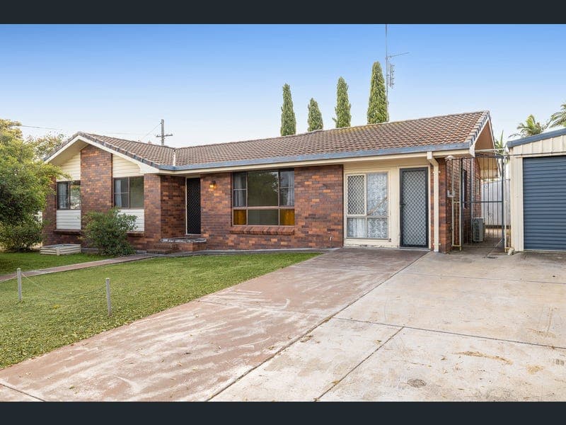 3 Kingsford Smith Drive, Wilsonton — photo 1 of 5