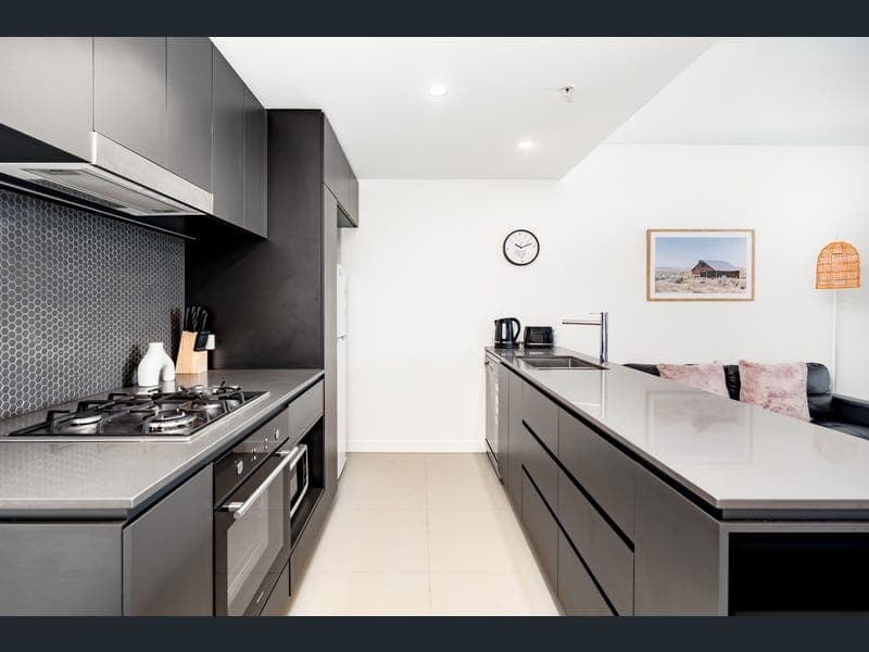 1106/48 Jephson Street, Toowong — photo 1 of 5