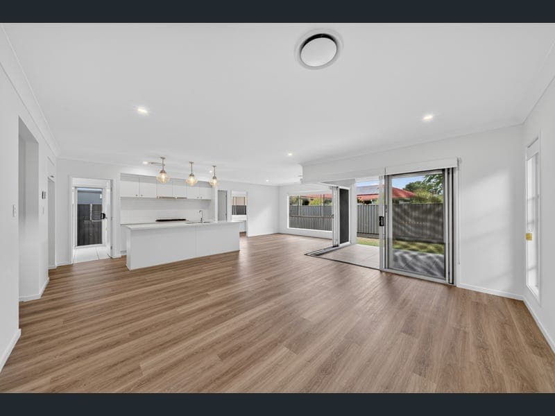 41 Rangeview Street, Aspley — photo 1 of 5
