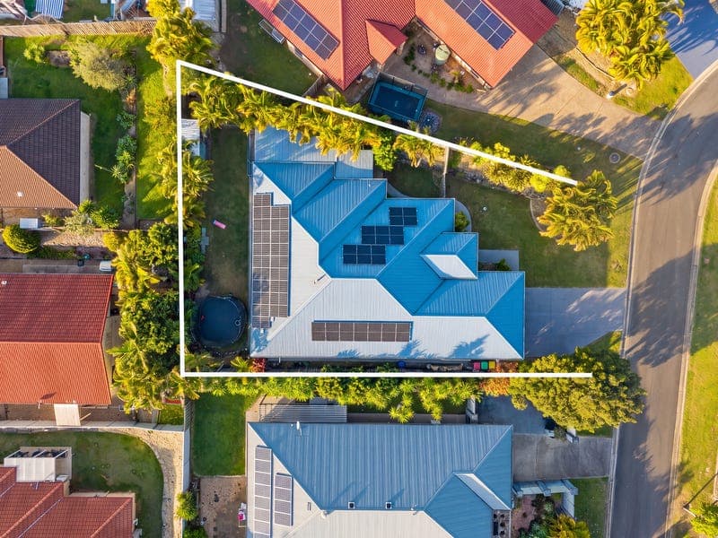 13 Irvine Street, Pacific Pines — photo 1 of 5