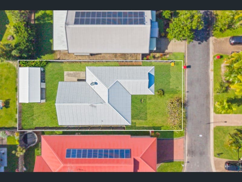 4 Burleigh Close, Kewarra Beach — photo 1 of 5
