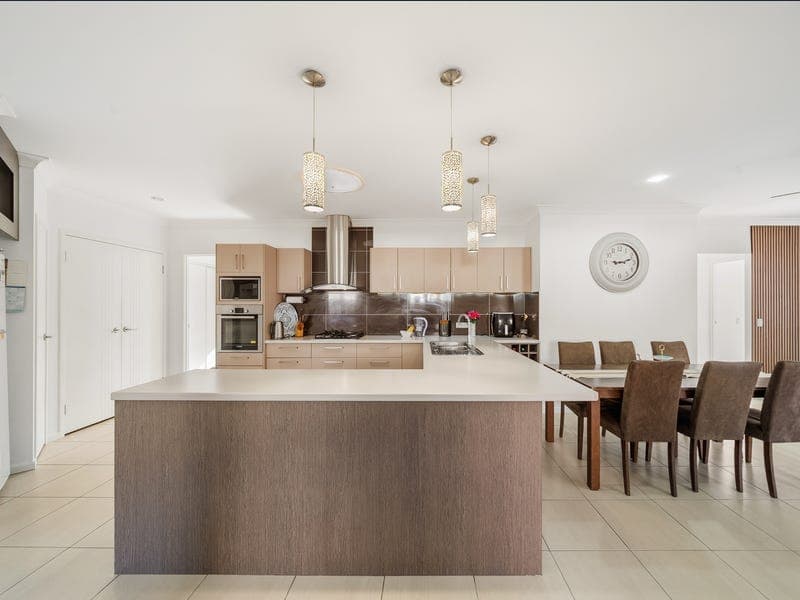 58 Tesch Road, Griffin — photo 1 of 5