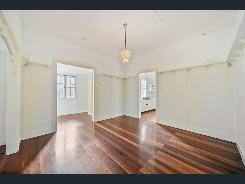 219 Walker Street, Maryborough — photo 1 of 5