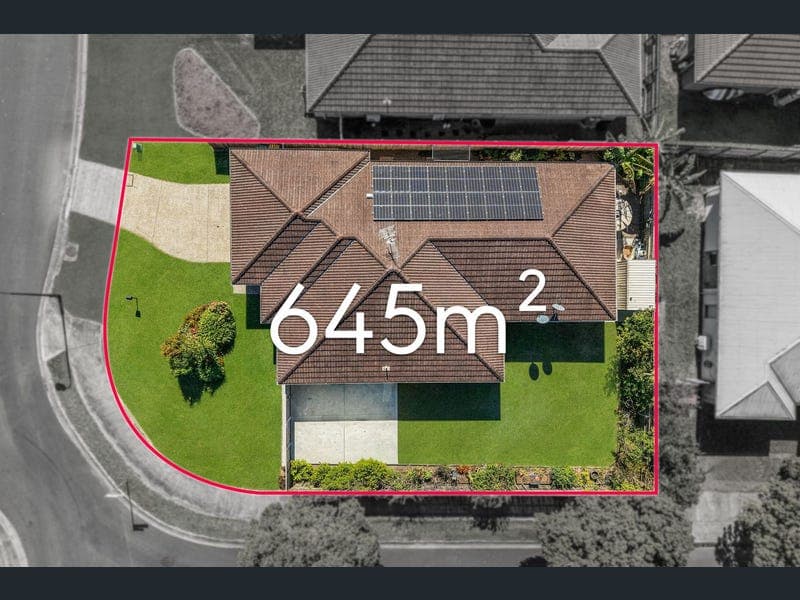 16 Lotus Avenue, Bellmere — photo 1 of 5
