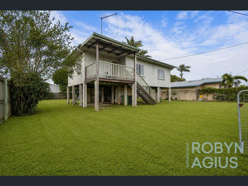 17 Hume Street, West Mackay — photo 1 of 5