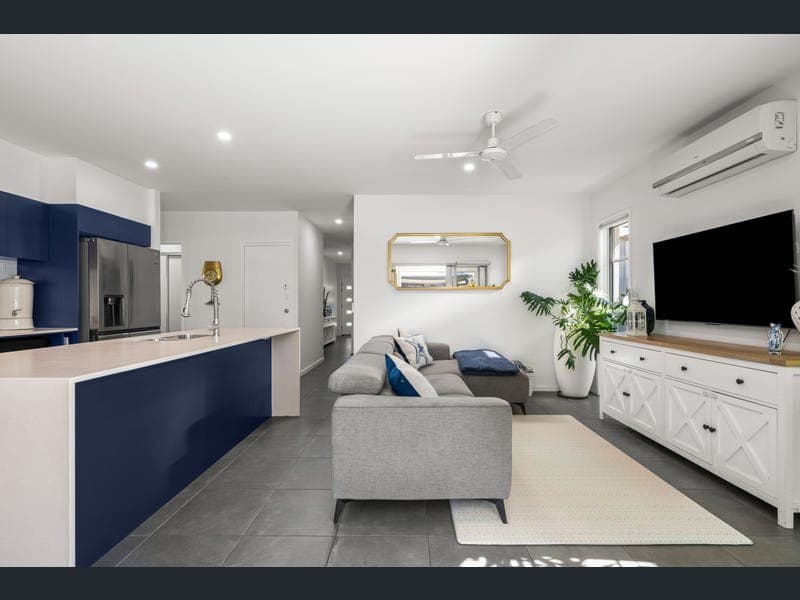 15 Paul Crescent, Nirimba — photo 1 of 5