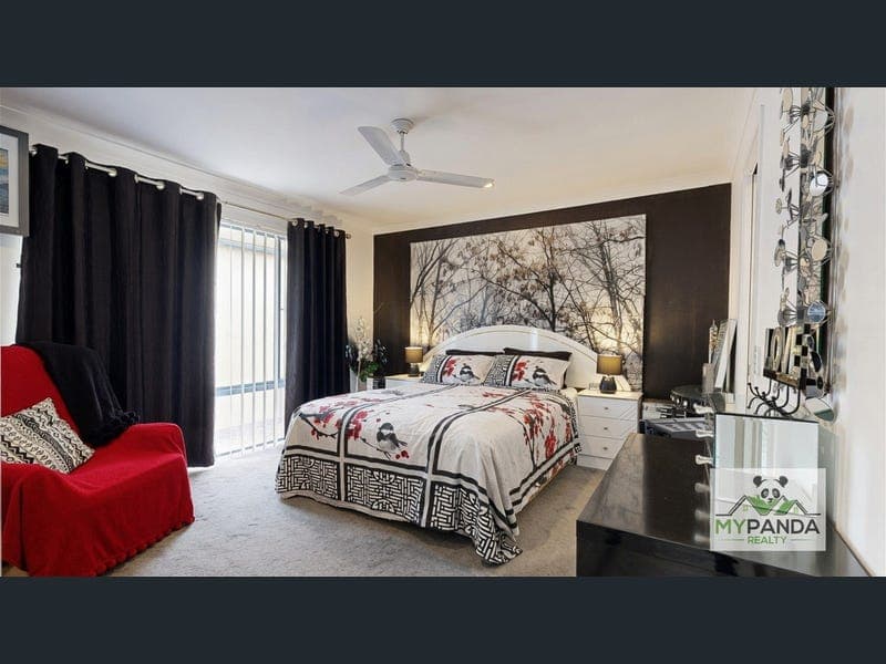 82 Hollywood Avenue, Bellmere — photo 1 of 5