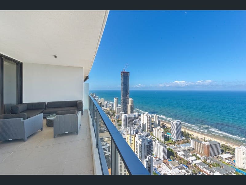 2364/9 Ferny Avenue, Surfers Paradise — photo 1 of 5