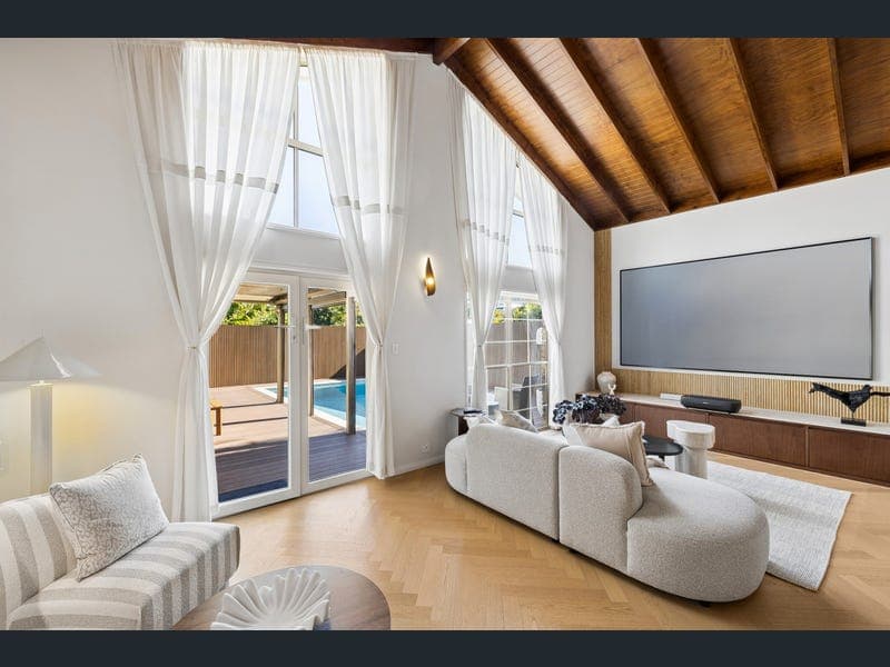 31 Kuranda Street, Balmoral — photo 1 of 5
