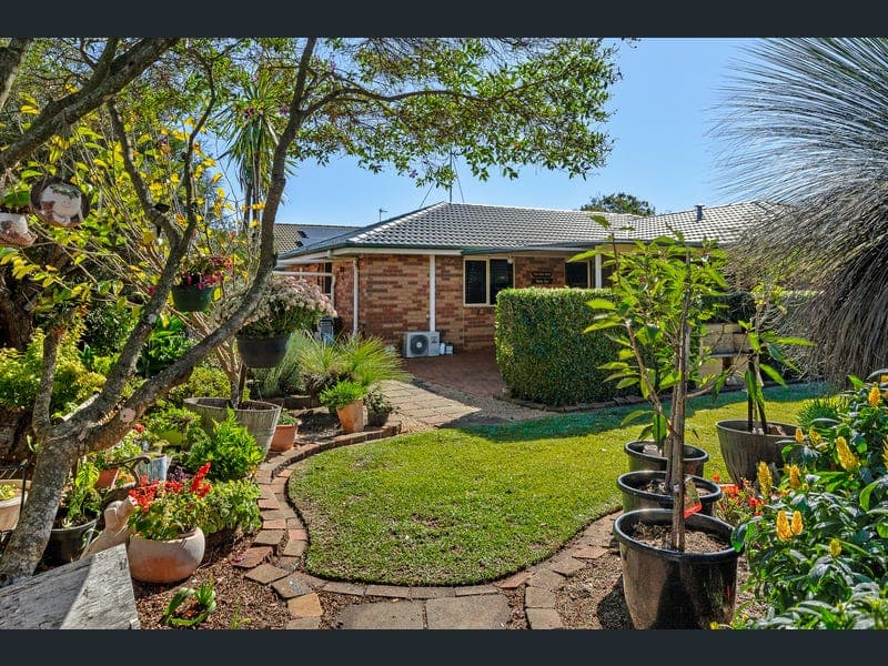 8 Grant Close, Middle Ridge — photo 1 of 5