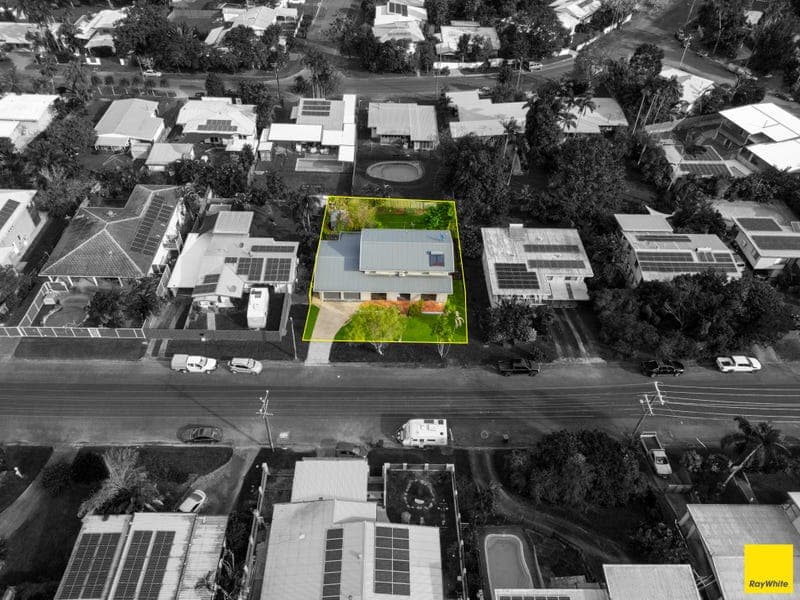 21-23 Sommerville Crescent, Whitfield — photo 1 of 5