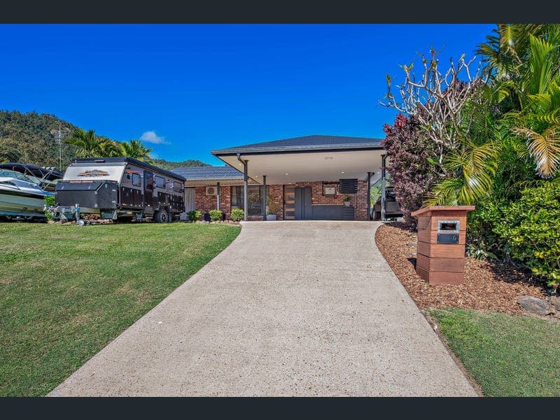 6 Kingfisher Terrace, Jubilee Pocket — photo 1 of 5