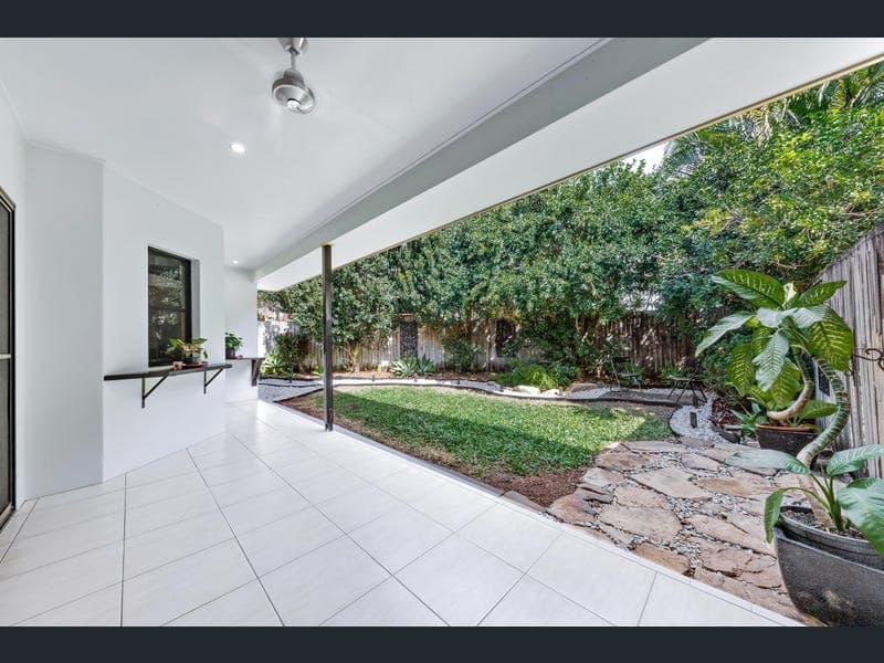 26/25 Abell Road, Cannonvale — photo 1 of 5