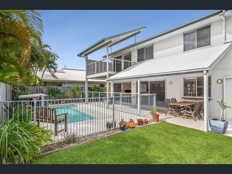 10 Ocean Keys Crescent, Mount Coolum — photo 1 of 5