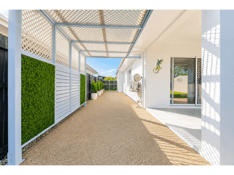 58 Callistemon Crescent, Bohle Plains — photo 1 of 5
