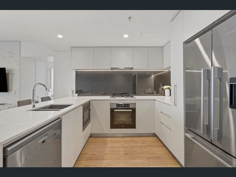 1504/8 Adelaide Street, Brisbane City — photo 1 of 5