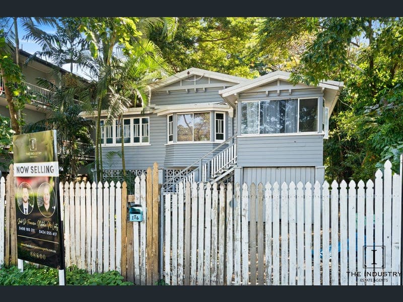 174 Hoare Street, Manoora — photo 1 of 5