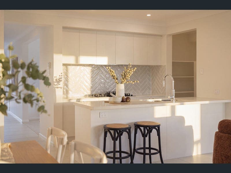 45 Terrence Avenue, Nirimba — photo 1 of 5