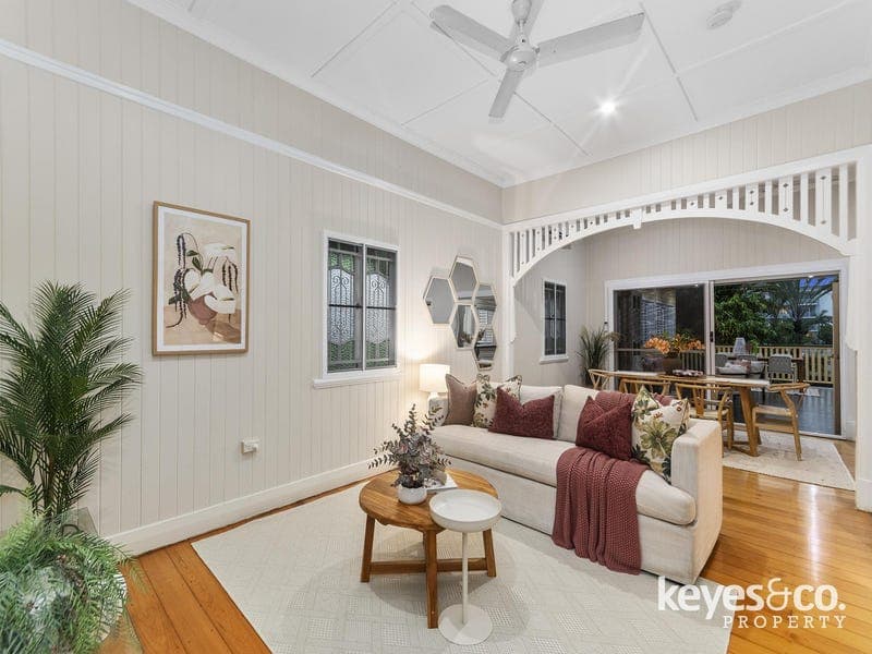 27 Davidson Street, South Townsville — photo 1 of 5