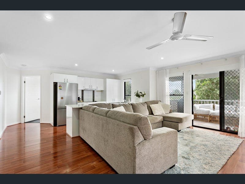 7 Dianella Street, Springfield Lakes — photo 1 of 5