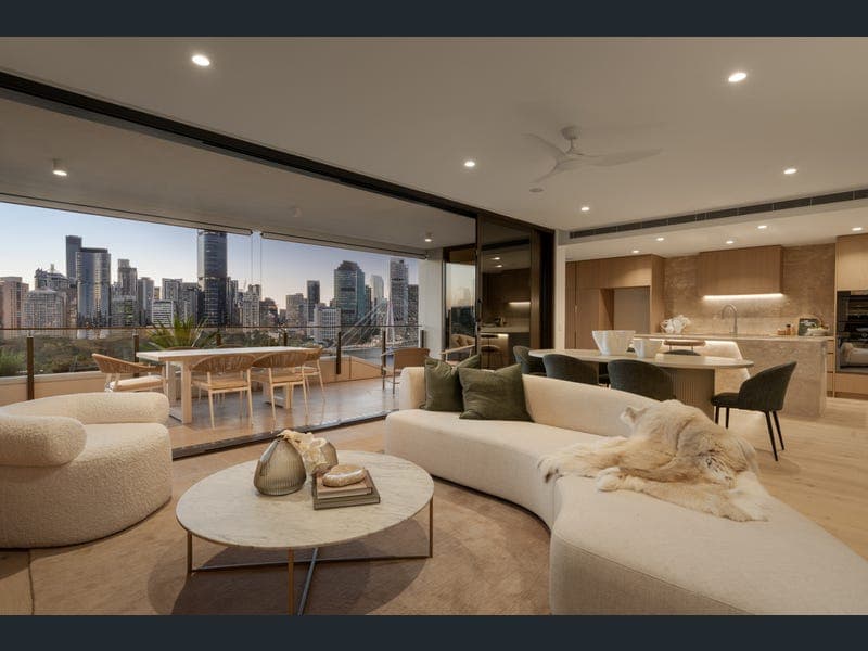2701/8 River Terrace, Kangaroo Point — photo 1 of 5