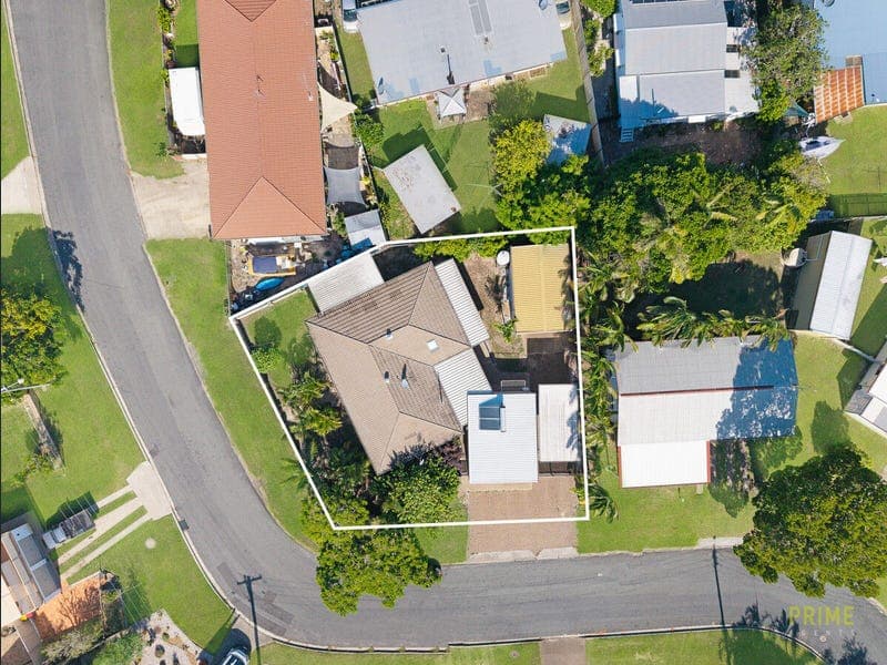 4 Keys Avenue, Torquay — photo 1 of 5