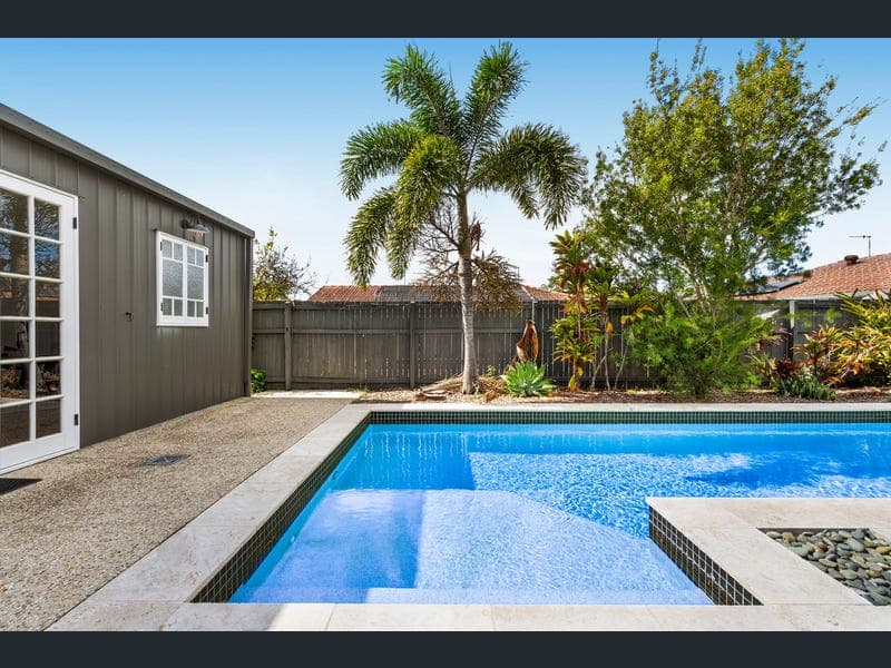 20 Cormack Place, Currumbin Waters — photo 1 of 5