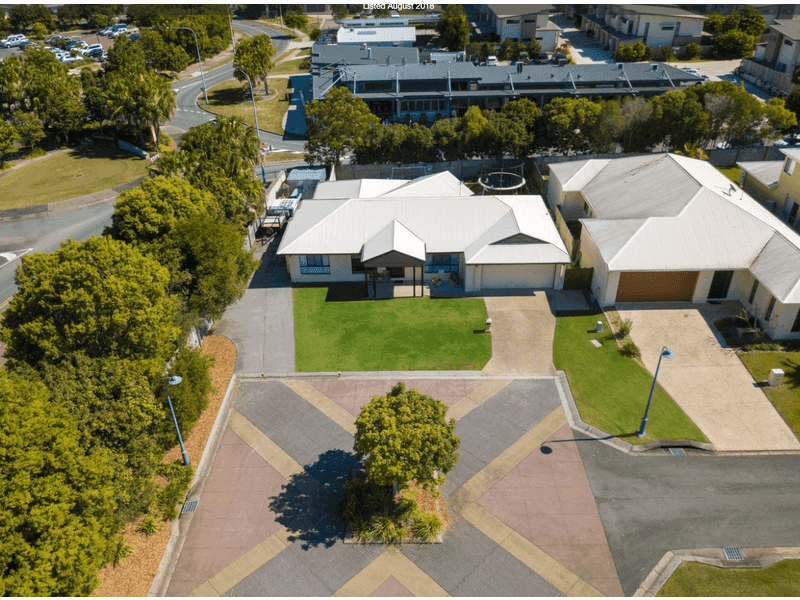 8 Brushbox Place, Meridan Plains — photo 1 of 5