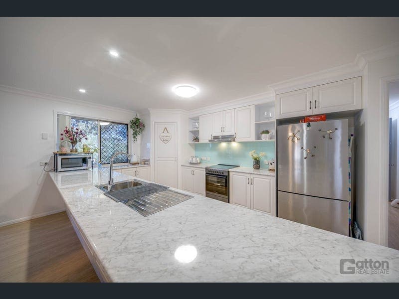 8 Fitzpatrick Court, Lake Clarendon — photo 1 of 5