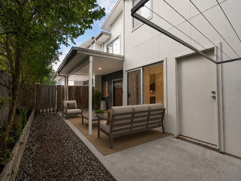 33/70 Willow Road, Redbank Plains — photo 1 of 5