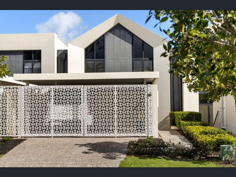 21 Regency Court, Peregian Springs — photo 1 of 5