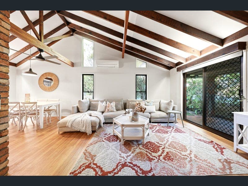 91 McGinn Road, Ferny Grove — photo 1 of 5