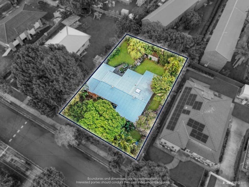 17 Welbeck Street, Logan Central — photo 1 of 5