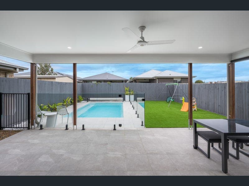 11 Chestnut Street, Caboolture South — photo 1 of 5