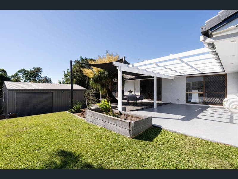 6 Tudor Court, Currumbin Waters — photo 1 of 5