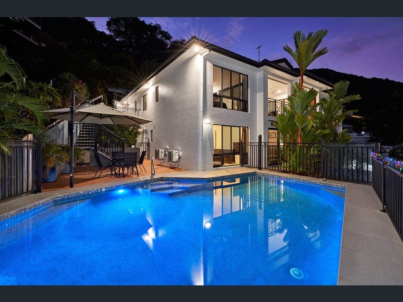 23 Minerva Avenue, Mooroobool — photo 1 of 5