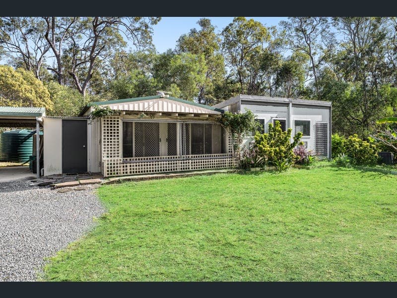 82-94 Hives Road, North Maclean — photo 1 of 5