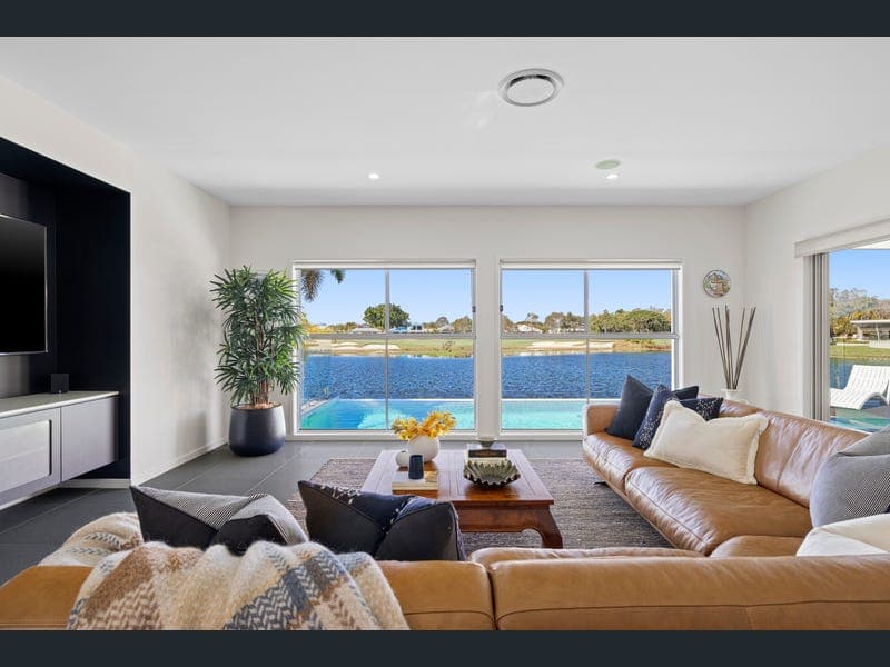 27 Millennium Circuit, Pelican Waters — photo 1 of 5