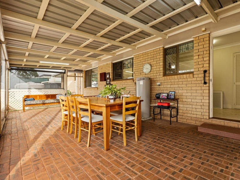 25 Brangus Street, Harristown — photo 1 of 5