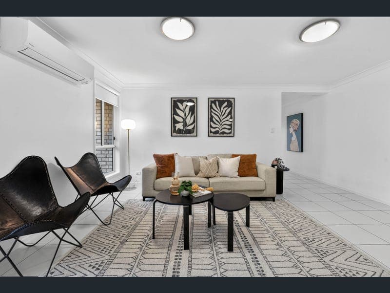 67 Fred Pham Crescent, Doolandella — photo 1 of 5