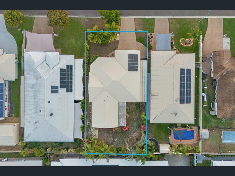 38 Keeper Court, Mount Louisa — photo 1 of 5