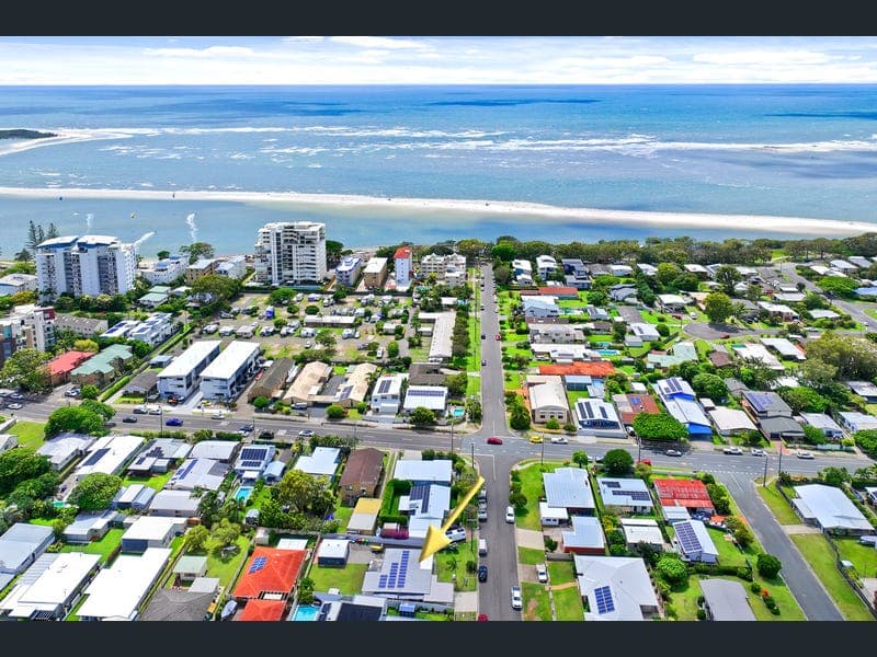 25 Onslow St, Golden Beach — photo 1 of 5