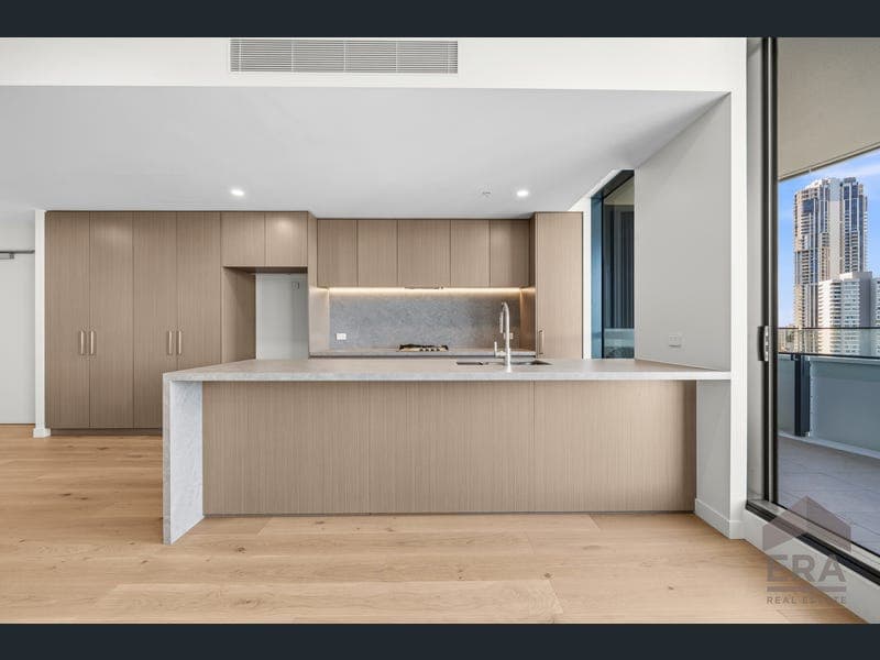 1006/42 Stanhill Drive, Chevron Island — photo 1 of 5